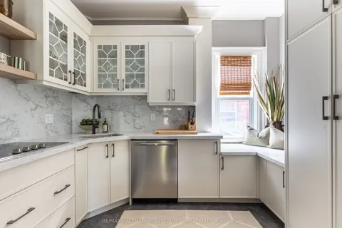 174 King Street, ON K9A 2M9