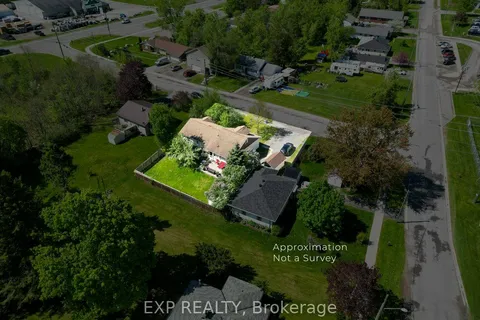 8 North Maloney Street, ON K0K 2M0
