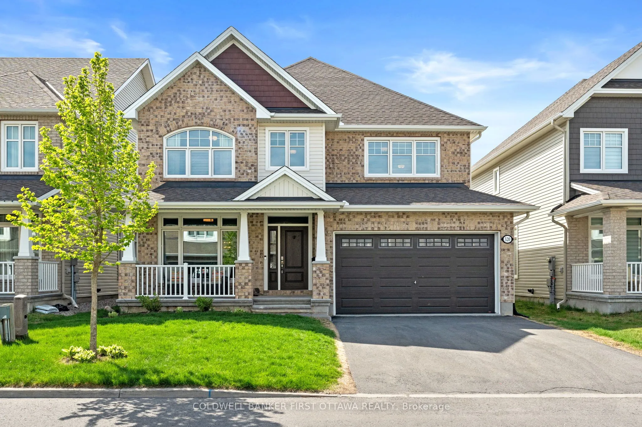 320 Brambling Way, Barrhaven, ON K2J 6E4