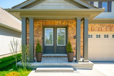 179 Classic Avenue, ON L3B 0A3