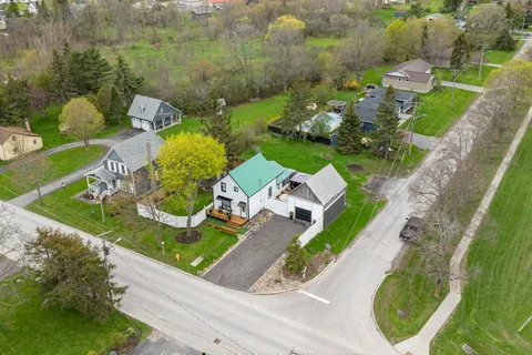 70 Belleville Street, ON K0K 3L0