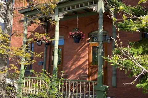 58-60 St Andrew Street, ON K1N 5E9
