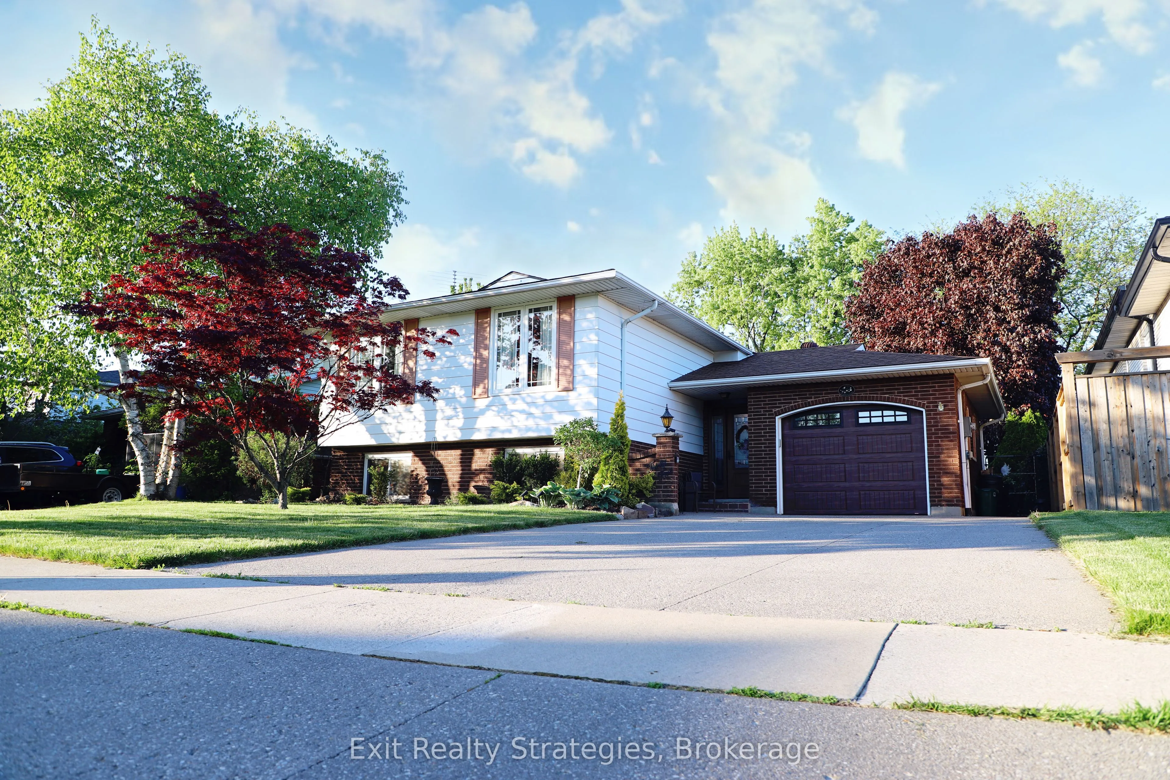 35 Mcdonagh Crescent, ON L2V 4G3