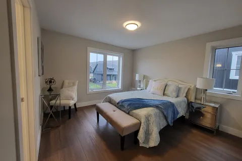 140 Black Willow Crescent, ON L9Y 4E4