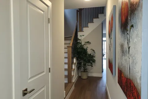140 Black Willow Crescent, ON L9Y 4E4