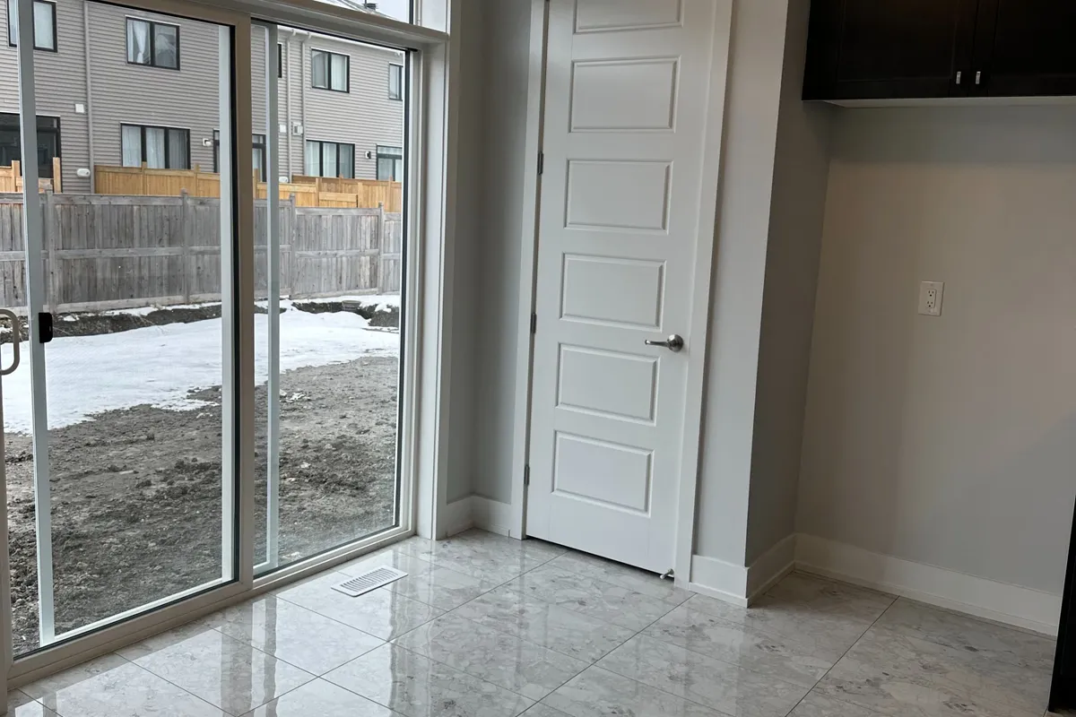 724 Rouncey Road, ON K2S 1B6