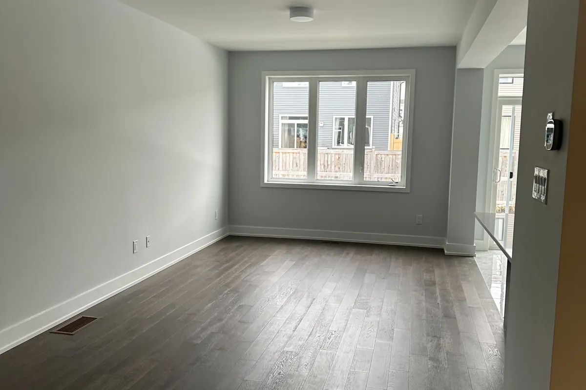 724 Rouncey Road, ON K2S 1B6