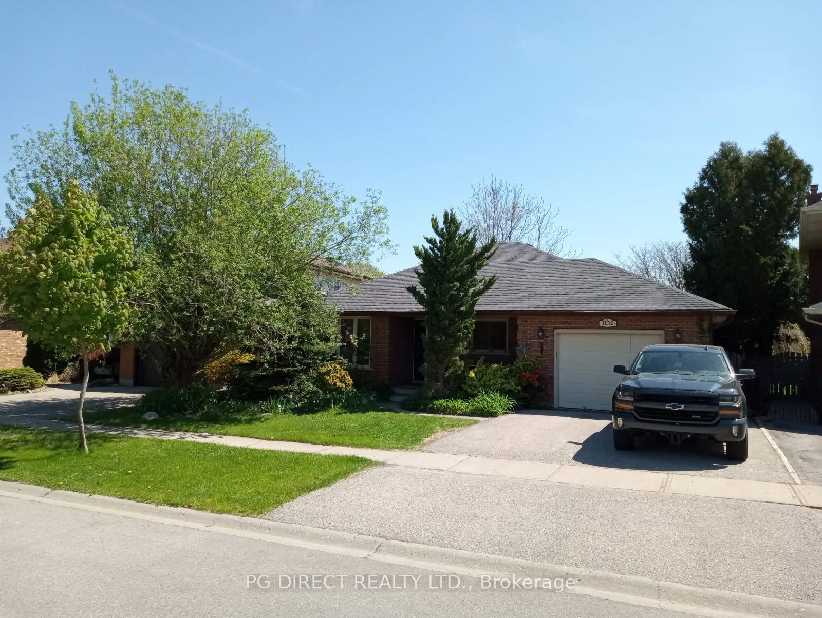 1132 Iroquois Crescent, ON N4T 1C3