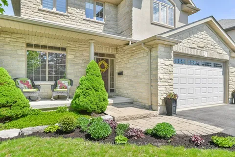 4 Meagher Place, ON K8P 0C1