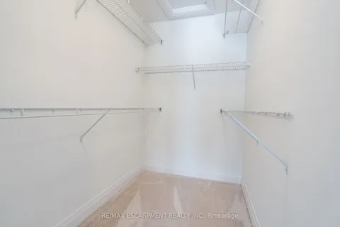 20 Clear Valley Lane, ON L0R 1W0