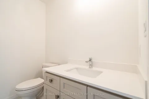 20 Clear Valley Lane, ON L0R 1W0