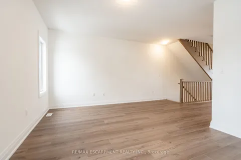 20 Clear Valley Lane, ON L0R 1W0