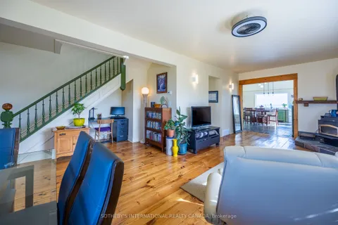 1698 Lakeshore Road, ON N0E 1M0