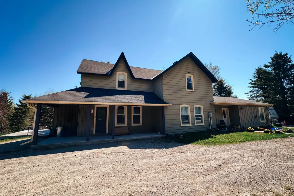 486289 30th Side Road, ON L9V 1G7