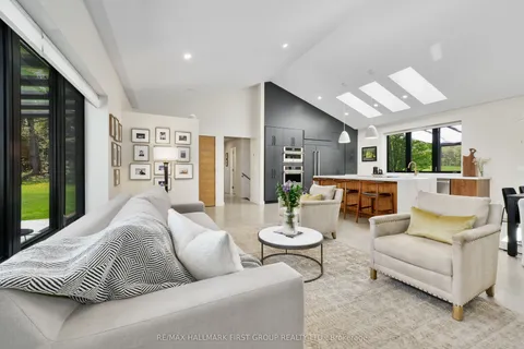 4566 Harwood Road, ON K0K 1C0