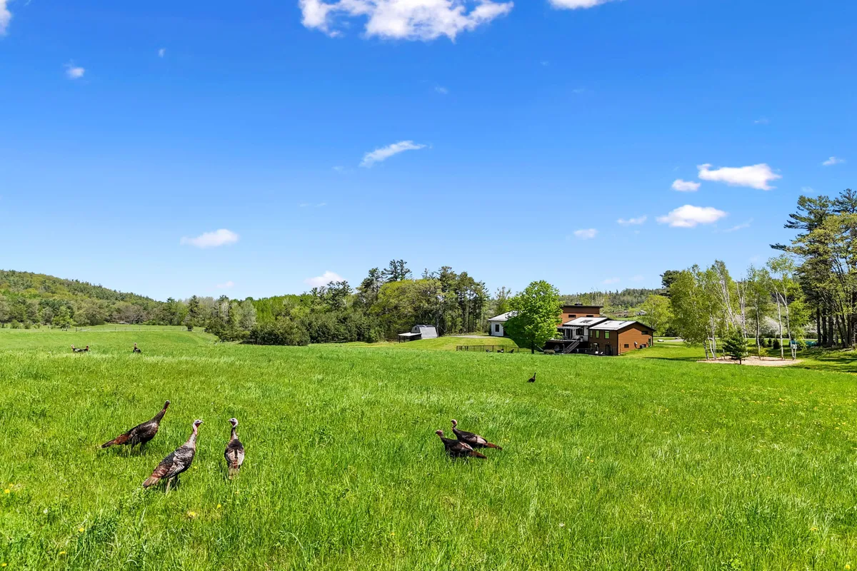 4566 Harwood Road, ON K0K 1C0