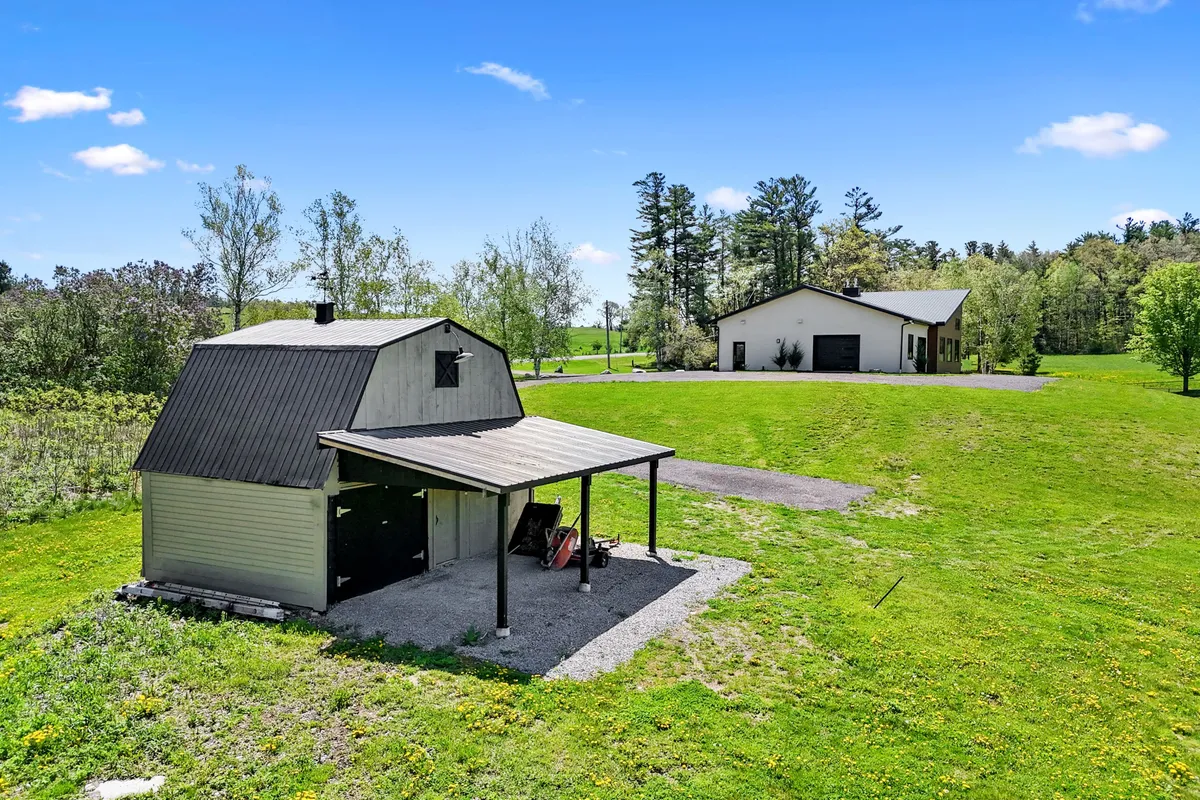 4566 Harwood Road, ON K0K 1C0