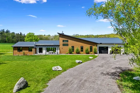 4566 Harwood Road, ON K0K 1C0