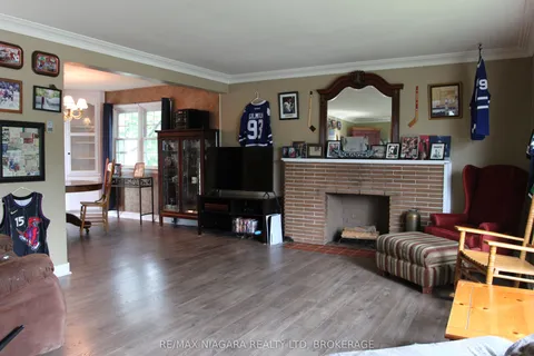 21 Highland Avenue, ON L2A 2X6