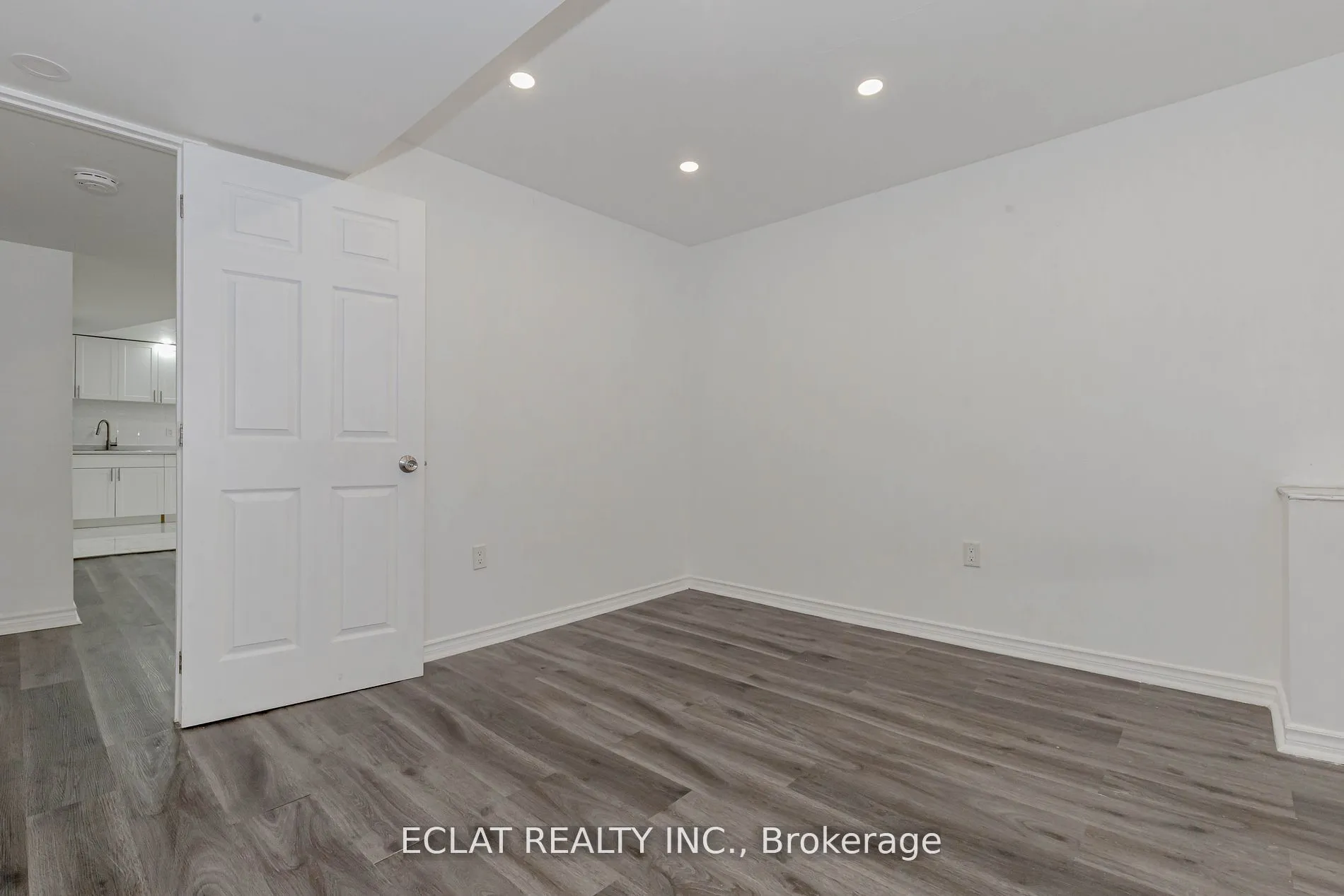 32 Nanaimo Crescent, ON L8E 0C9