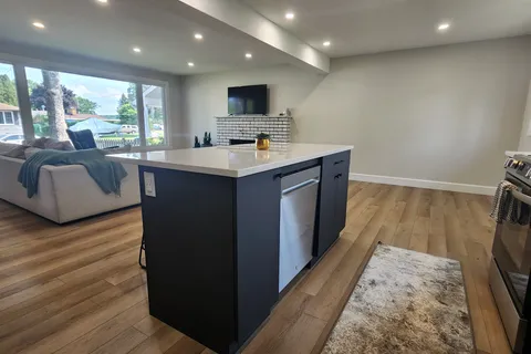 1409 Leonard Avenue, ON K6J 1M9
