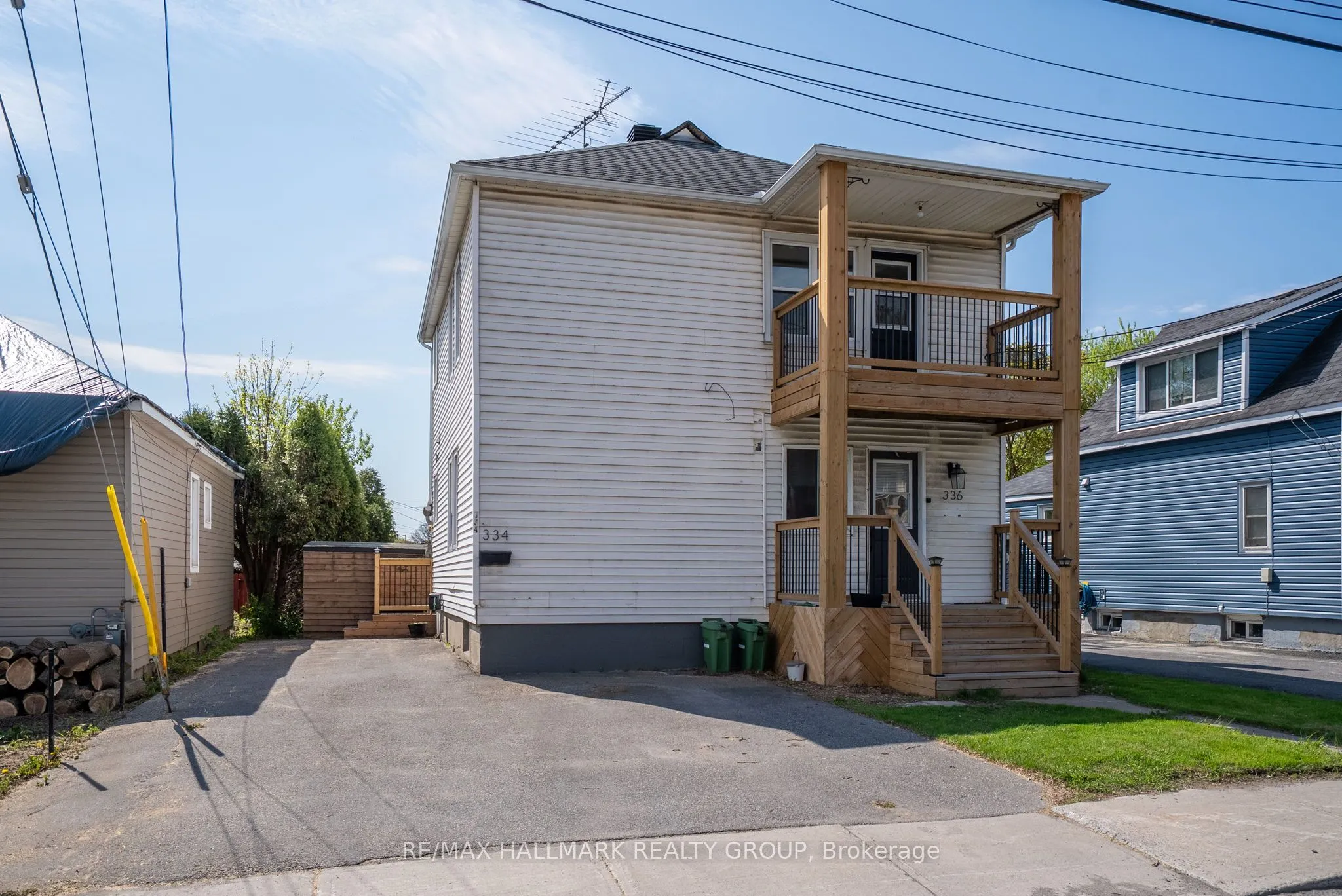 334-336 Eleventh Street, ON K6H 2Y7