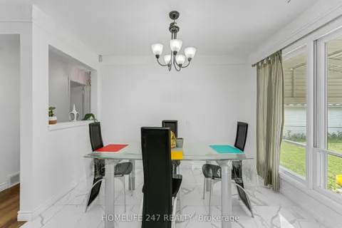 951 Riverdale Avenue, ON N8S 4C4
