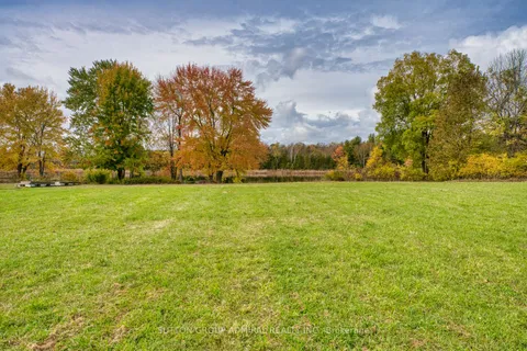 960 Kelsey Lane, ON K0E 1N0