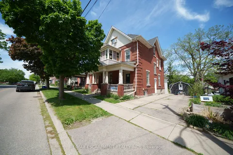 294 Darling Street, ON N3S 3X8