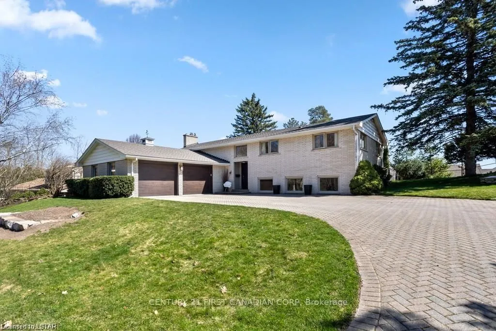 688 Westmount Hills Drive, ON N6K 1B2