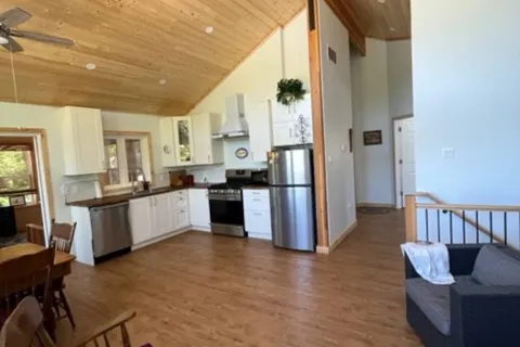 1053C Granite Terrace Lane, ON K0H 2J0