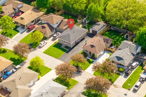 233 Rembrandt Place, ON N6C 5G9