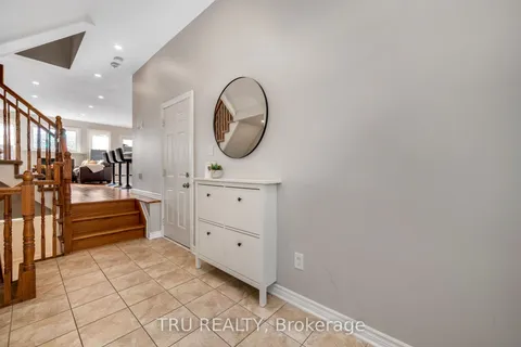 960 Linaria Walk, ON K4A 0H9