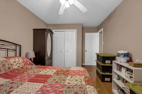 1402 HOLY CROSS Boulevard, ON K6H 6Z4