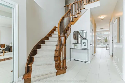 30 Sidare Court, ON L3M 4E8