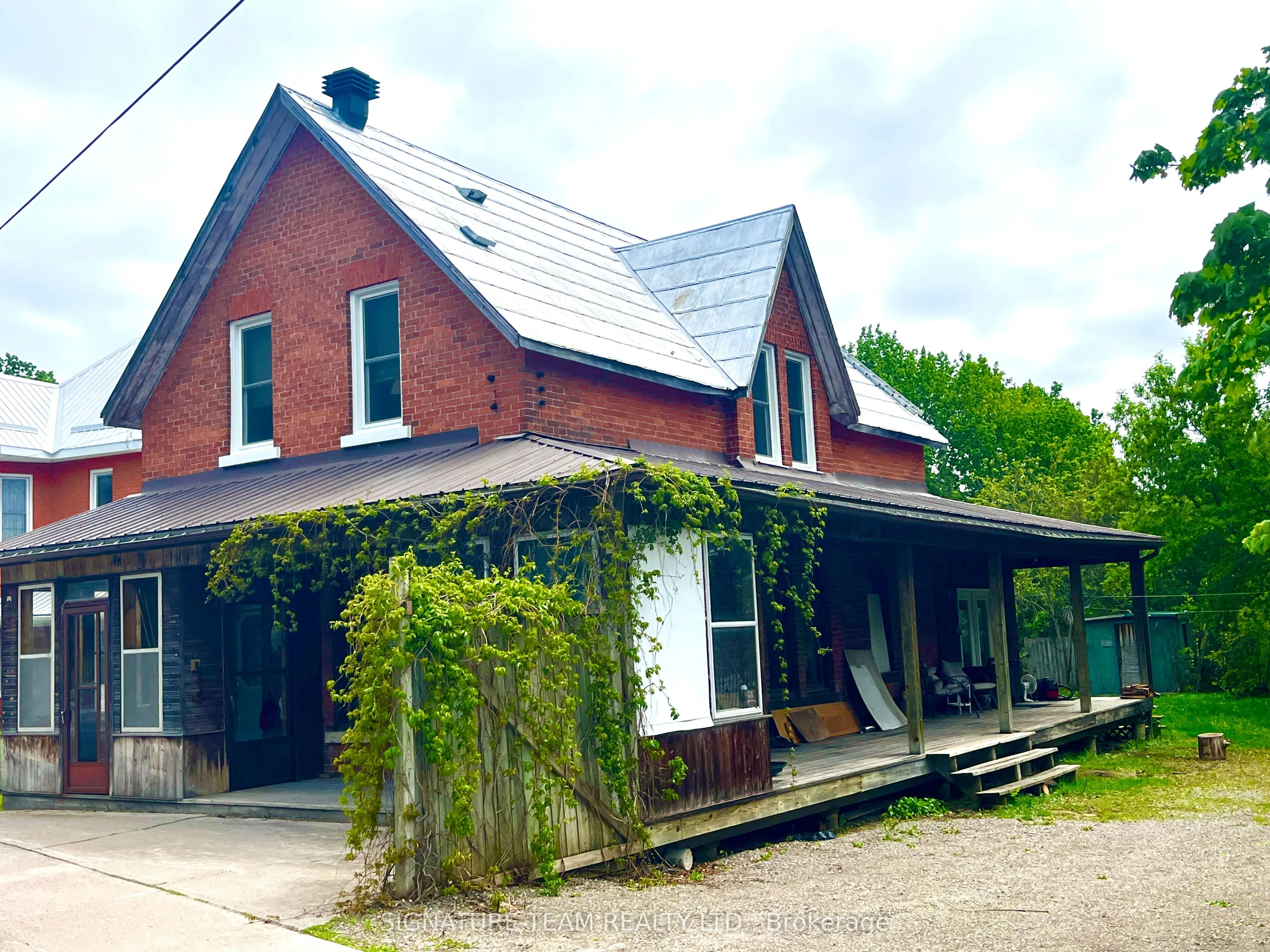 23 Main Street, ON K0J 1K0