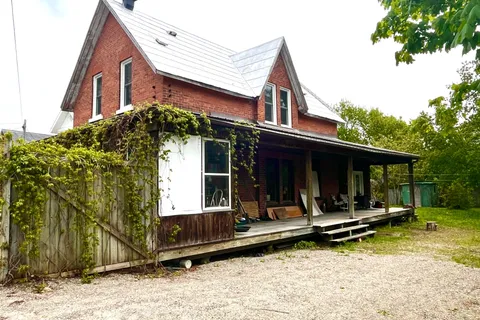 23 Main Street, ON K0J 1K0