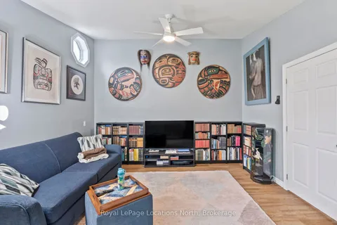 1071 6th Avenue, ON N4K 5G8