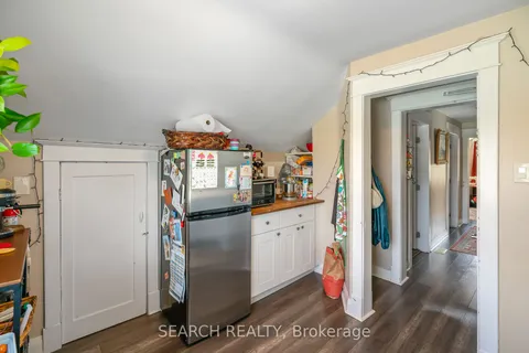 15 Delaware Street, ON L2M 5L9