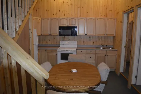 2128 Old Hastings Road, ON K0L 2L0
