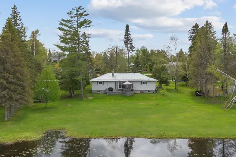 200 Charlore Park Drive, ON K0L 2W0