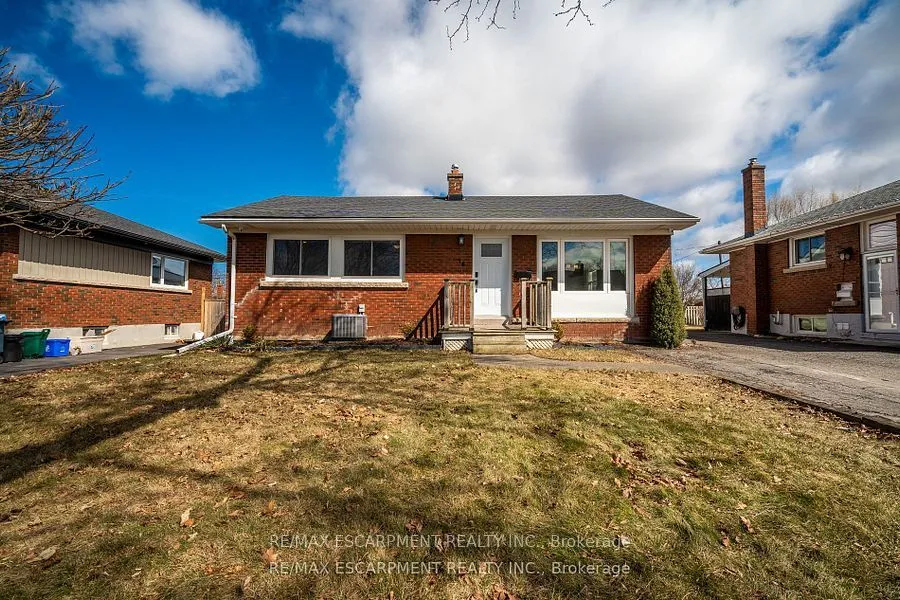 14 Milton Road, ON L2P 3E8