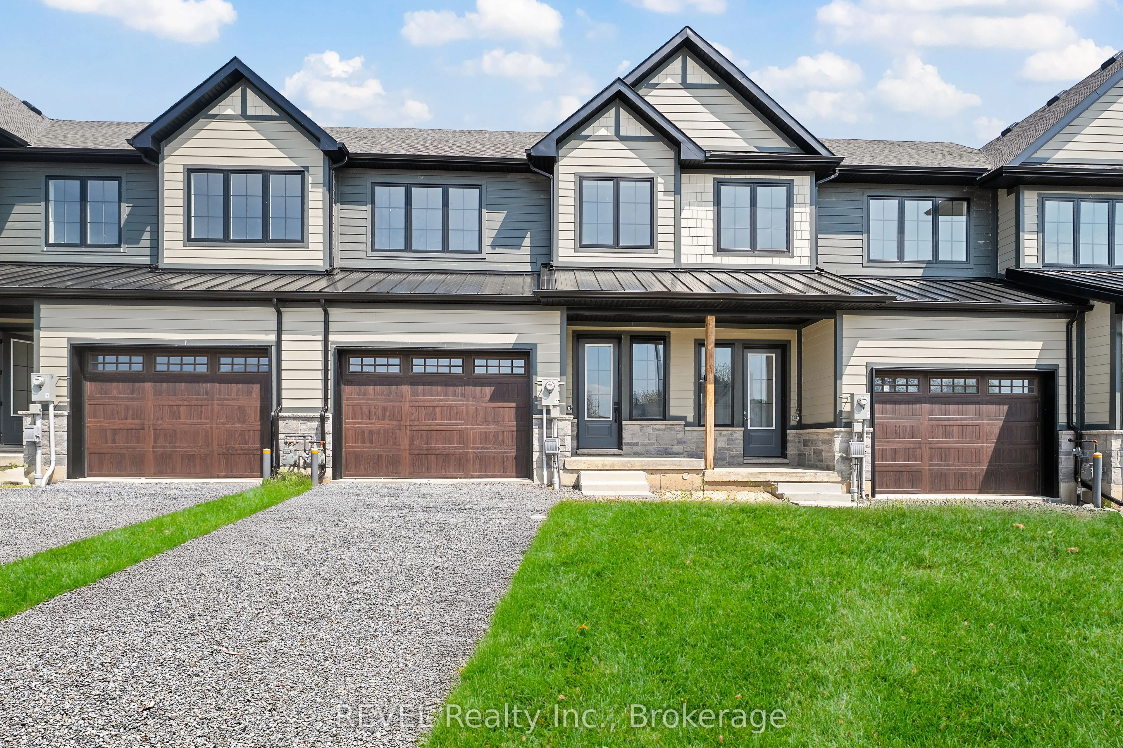 101 IVY Crescent, ON L2V 4N9