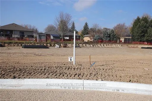 776 BRYANS Drive, ON N0G 1H0