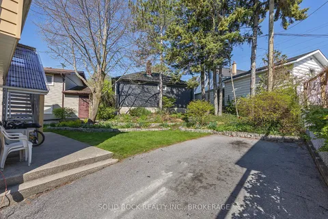 647 Union Street, ON K7M 2H9