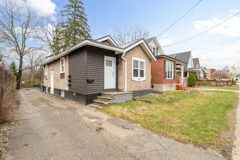 382 Wharncliffe Road, ON N6J 2M1
