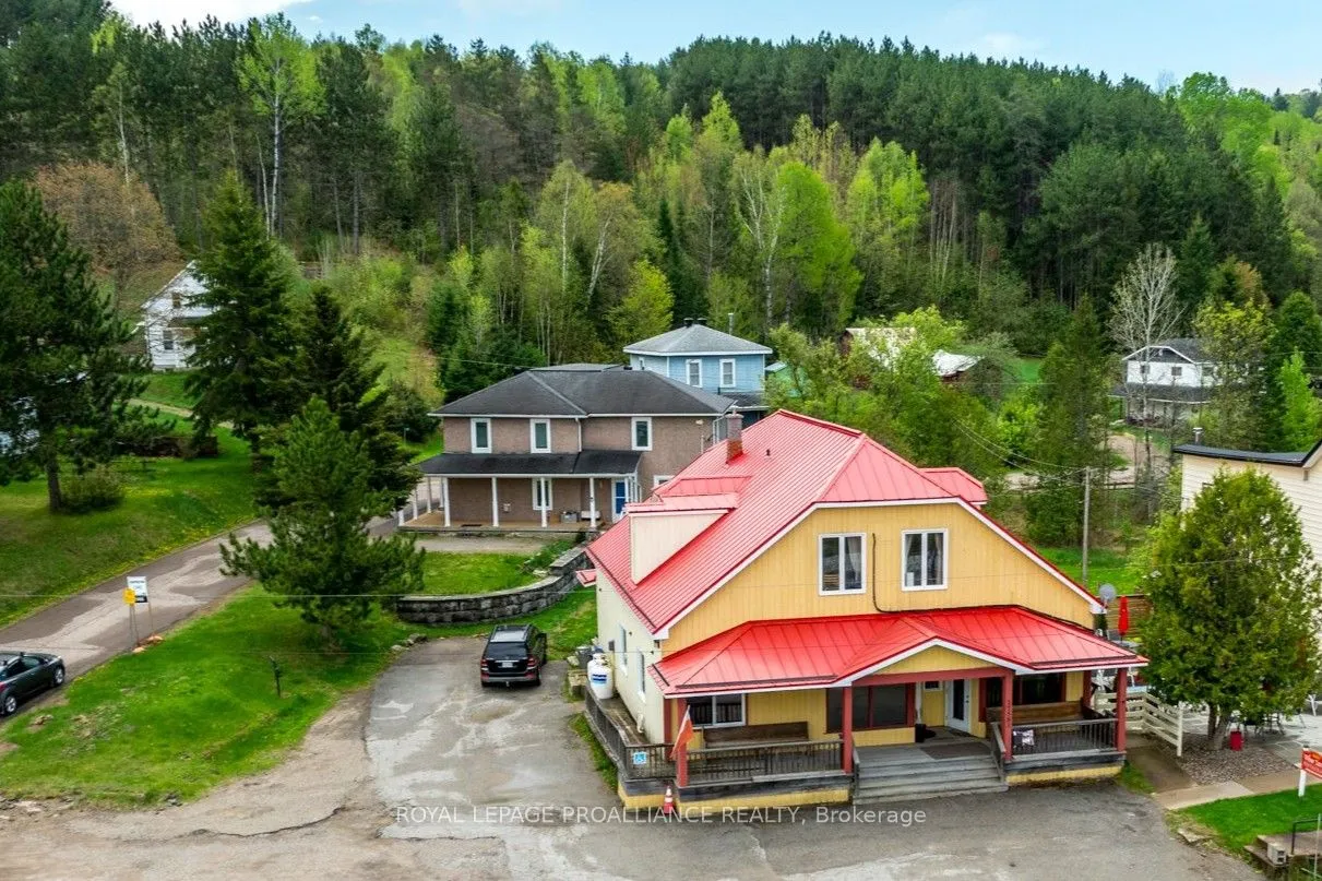 14 Burchat Street, ON K0J 1N0