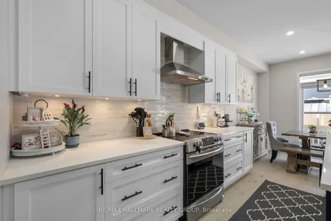 1015 Keeper Heights, ON K0A 2Z0