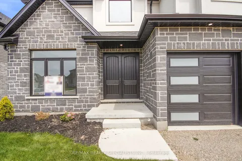 30 Sycamore Drive, ON N4G 5R9