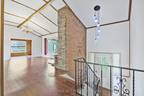 487072 30th Side Road, ON L9V 1G8